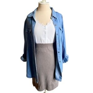 Apart Impressions Soft Form Fitting Skirt